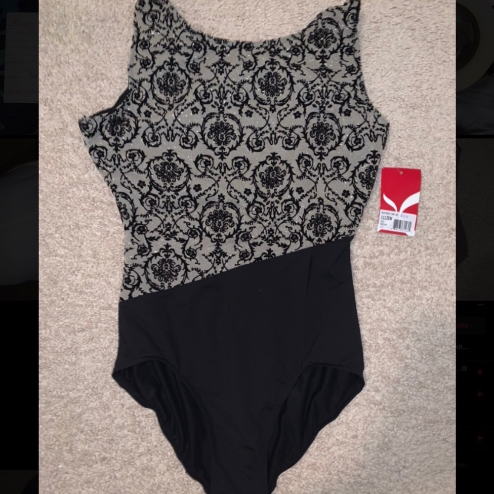 Capezio Designed Boatneck Tank Leotard Size Medium